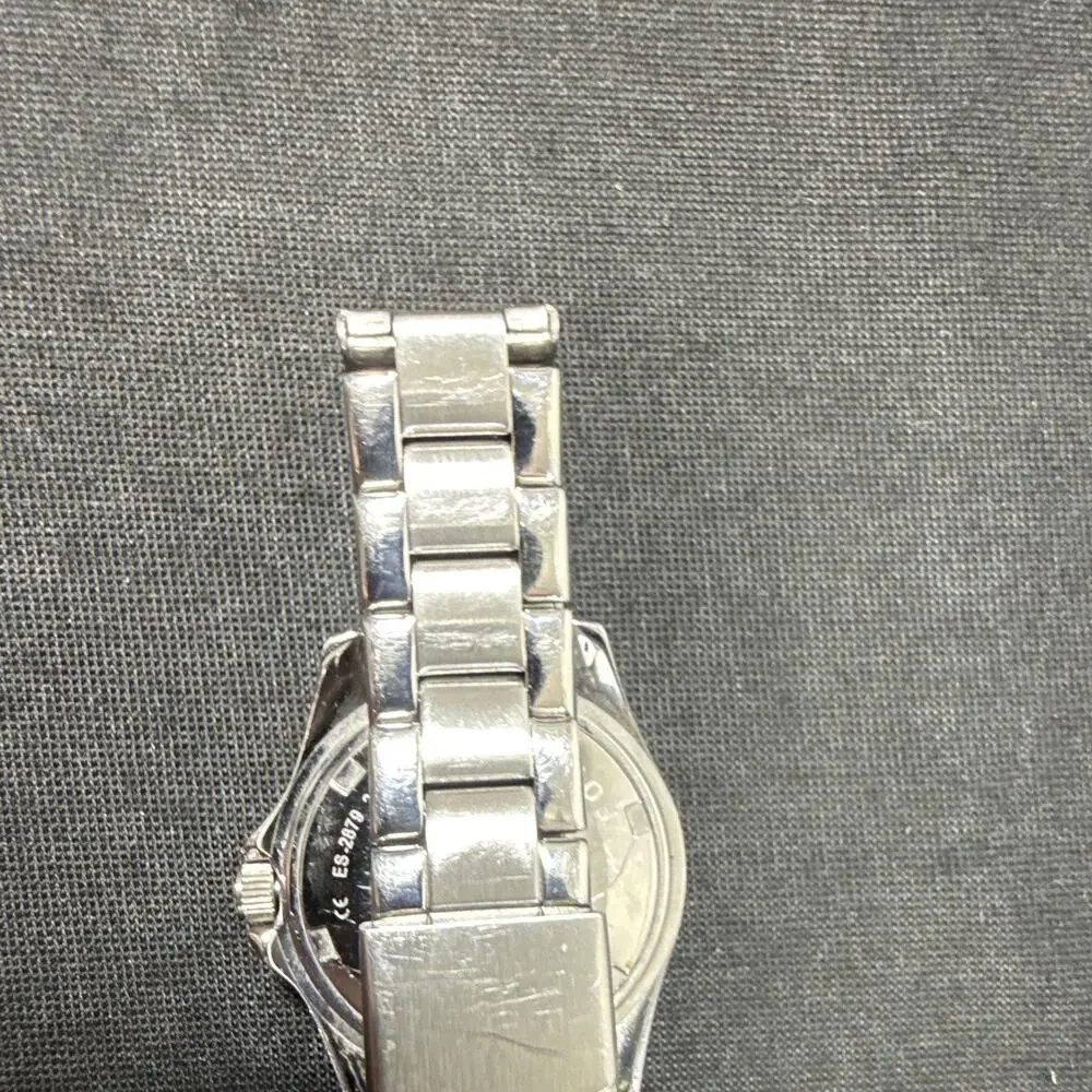 Fossil ES-2879 Women’s Wristwatch New Battery! Runs excellent!